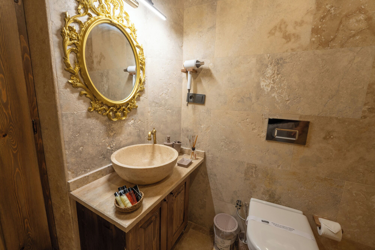 Bathroom 5, Library Cave Hotel, Ürgüp