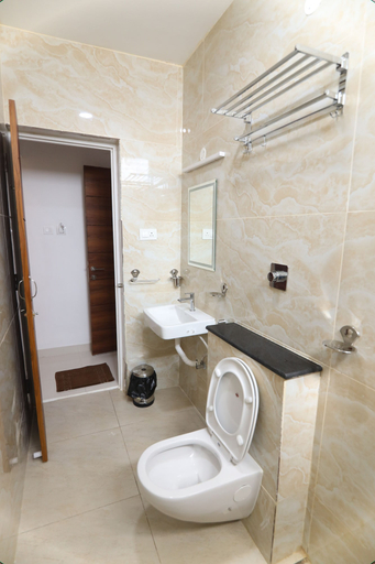 Bathroom 3, J Park Auroville Beach, Viluppuram
