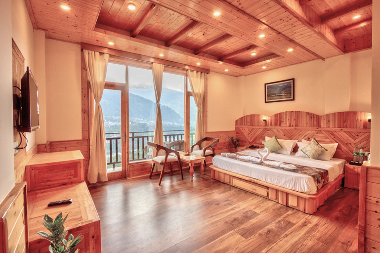 Bedroom 3, Manali Manor, Kullu