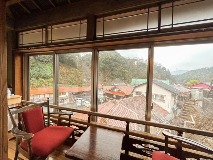 Others 2, Sangai Ryokan, Hamada