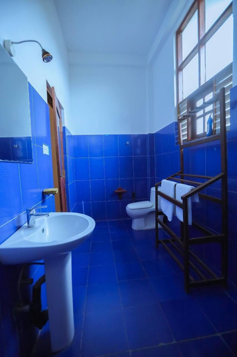 Bathroom 3, Nibbana Mirissa Hotel, Weligama