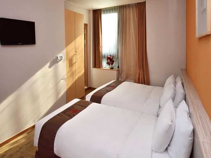 Bedroom 7