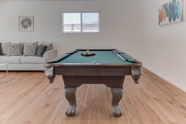 Others 4, @ Marbella Lane - Boho 'n Sleek Rtreat Pool Tble, Alameda