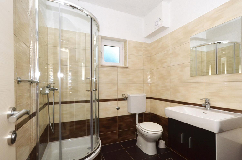 Bathroom 2, Apartments Nedjeljko, Trogir