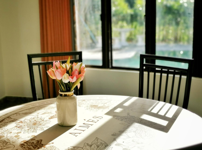 Dining Room 26