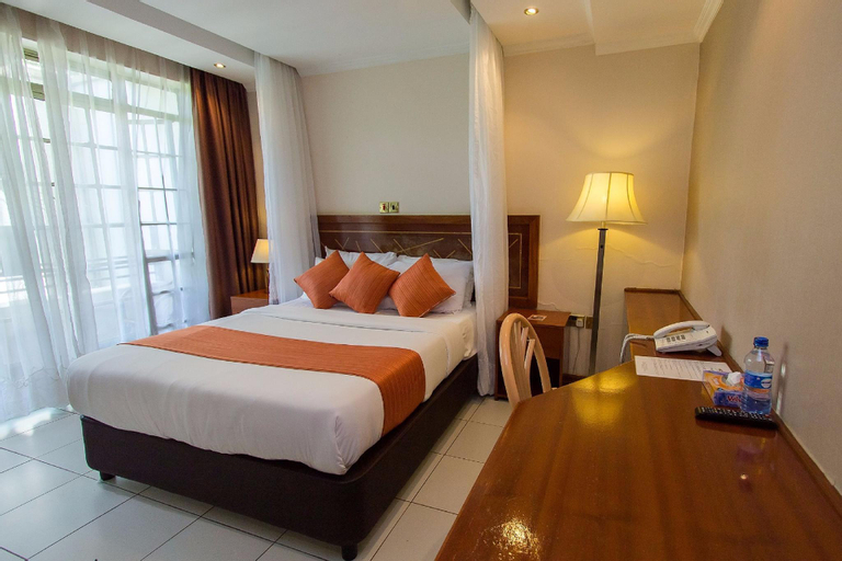 Bedroom 16