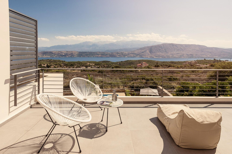 Room 4, Villa Anemi in Sternes, Crete