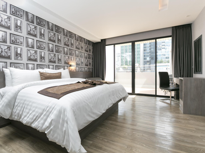 Bedroom 25