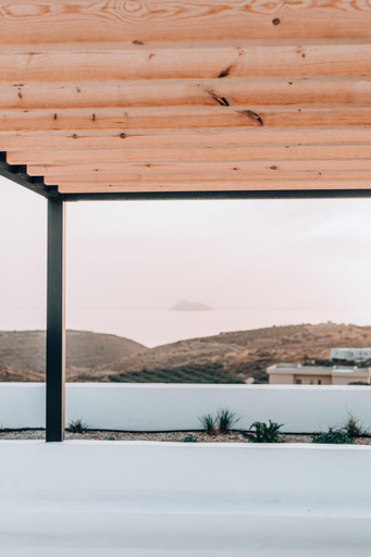 Others 3, Villa Nepenthe, Faistos