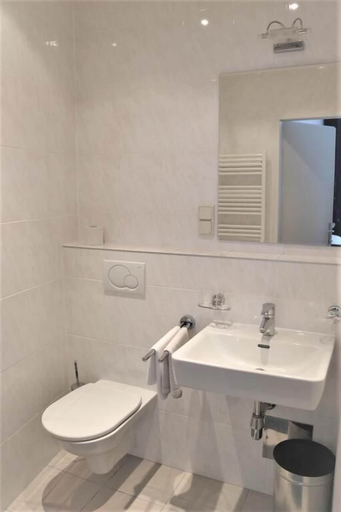Bathroom 3, Pension Reimer, Wien