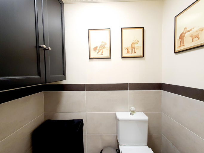 Bathroom 2, santa clara cornisa, Málaga