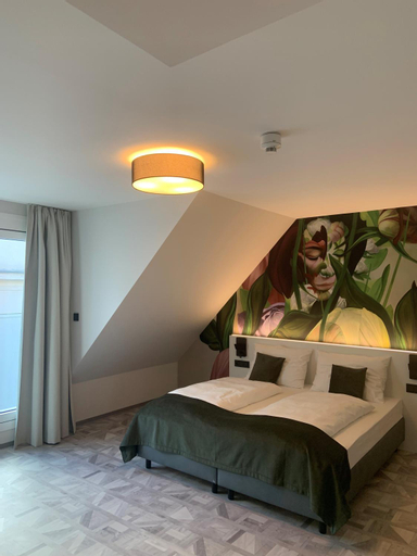 Bedroom 10