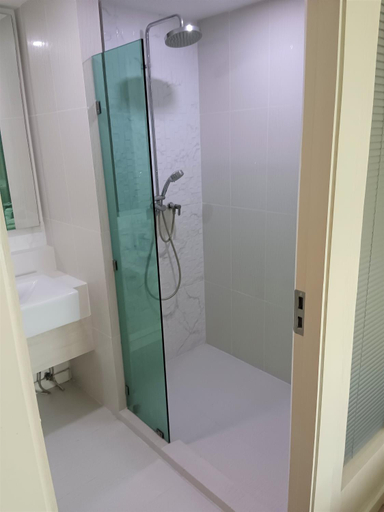 Bathroom 4, Seven Seas Condo Resort Beautiful Location, Pattaya
