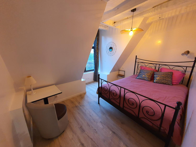 Bedroom 13