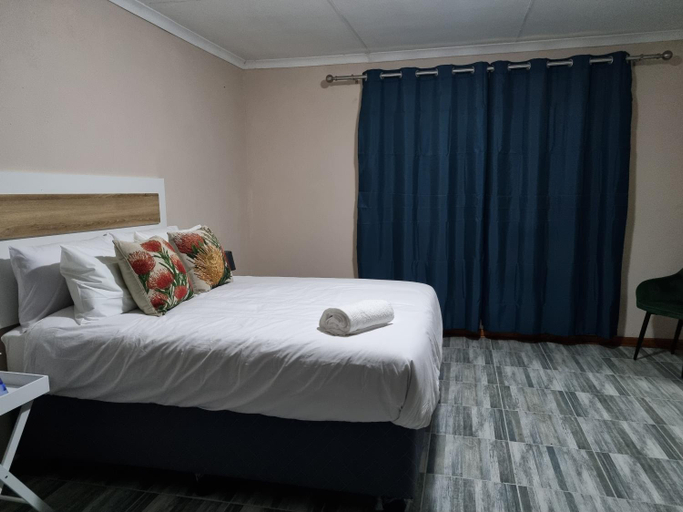 Bedroom 2, Ribeng la Noka Conference and Leisure Center, Capricorn