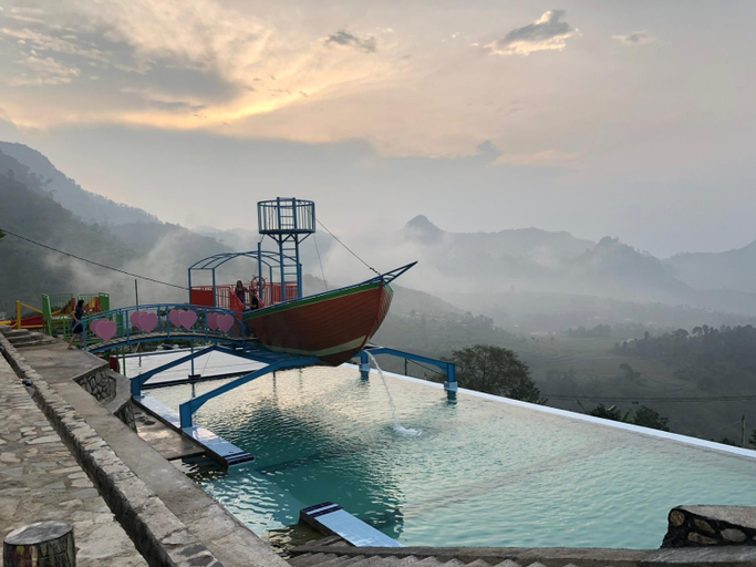 Surrounding environment 2, Curug Ciherang Villa & Glamping, Bogor
