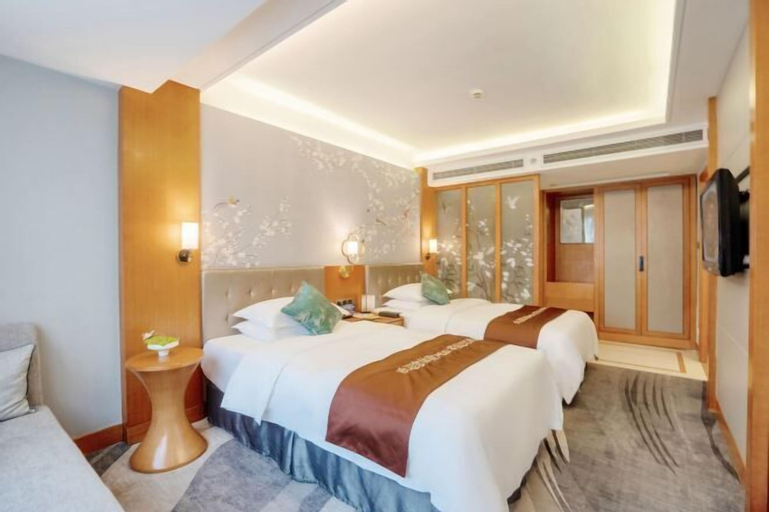 Bedroom 8