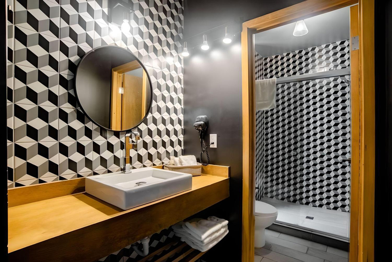Bathroom 1, The Studios 22800, Ensenada