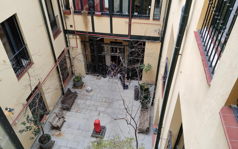 Others 5, ESTUDIO EN FUENCARRAL Granvia, Madrid