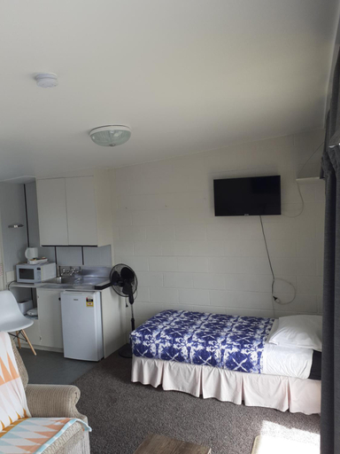 Others 4, Paeroa Rail Trail Motel, Hauraki