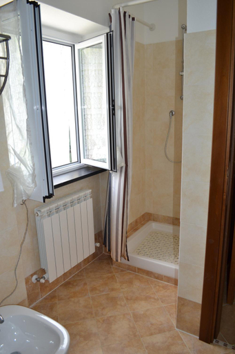 Bedroom 2, Villa Giovanna Apt. B, Genova