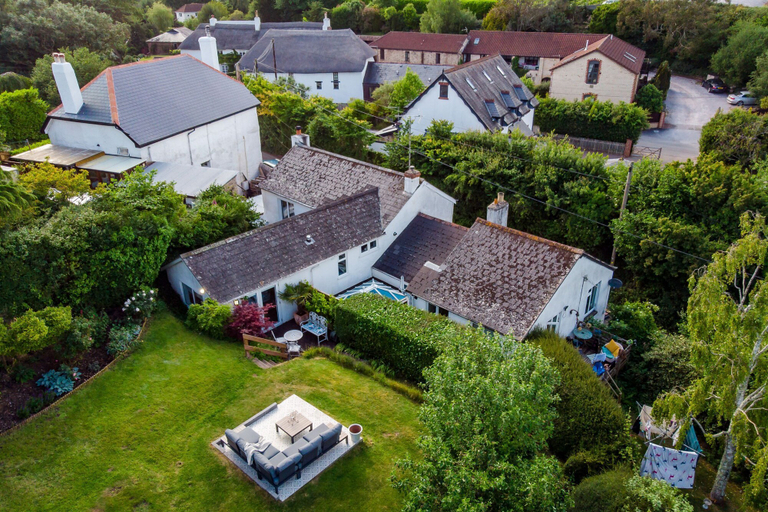 Room 3, Haldon View in Bishopsteignton, Devon