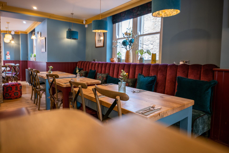 Food & Drinks 4, The Sheep and Penguin, Somerset