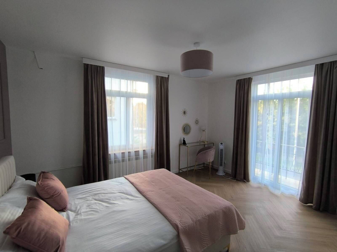 Room 3, Brama Lwowska Apartamenty bramalwowskapl, Zamość