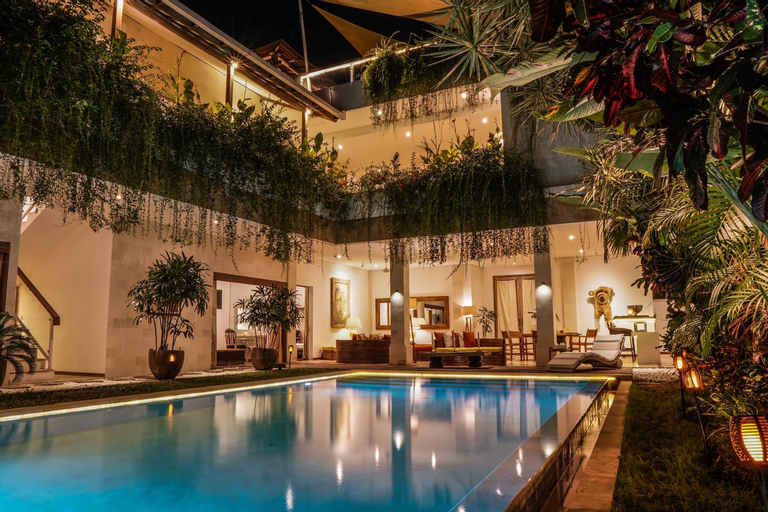 Swimming Pool 1