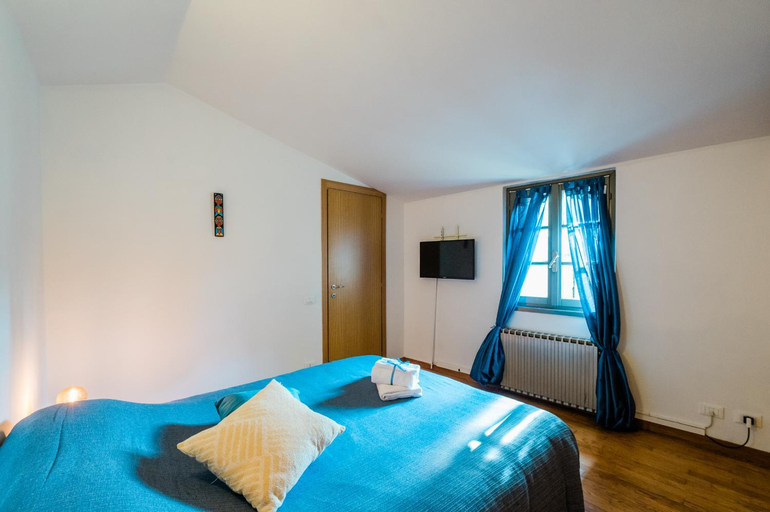 Bedroom 18