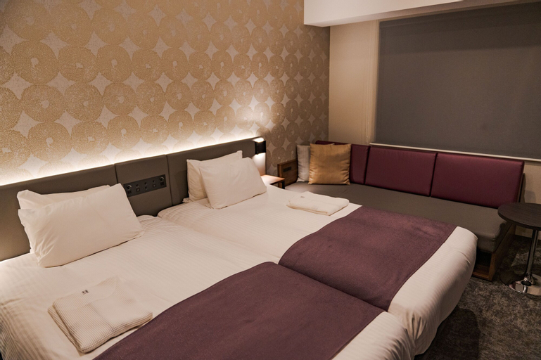 Bedroom 12