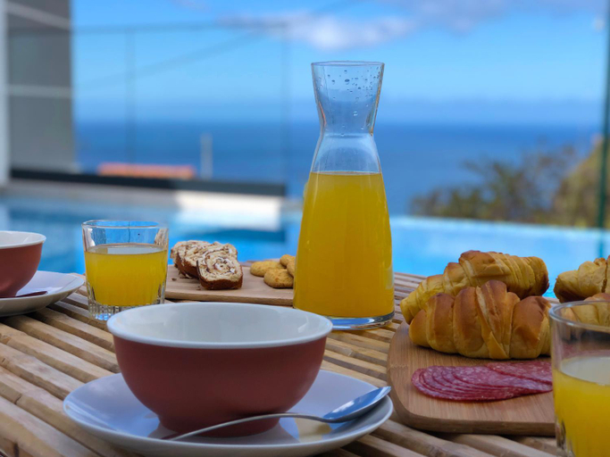 Others 4, Noah - Private Sunset Hideaway by LovelyStay, Calheta