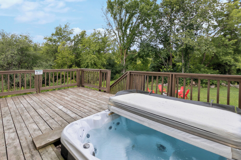 Sport & Beauty 5, Tyrolean Chalets, Grey