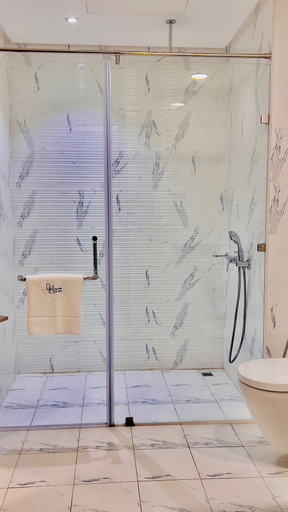 Bathroom 4