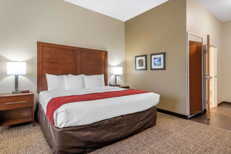 Bedroom 3, Comfort Inn & Suites Glenpool, Tulsa