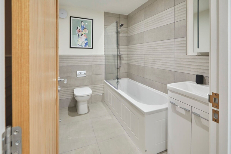 Bathroom 3, Host Stay 4 The Mount, North Yorkshire
