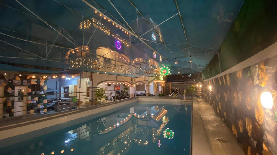 Food & Drinks, villa paguio hot spring resort, Calamba City