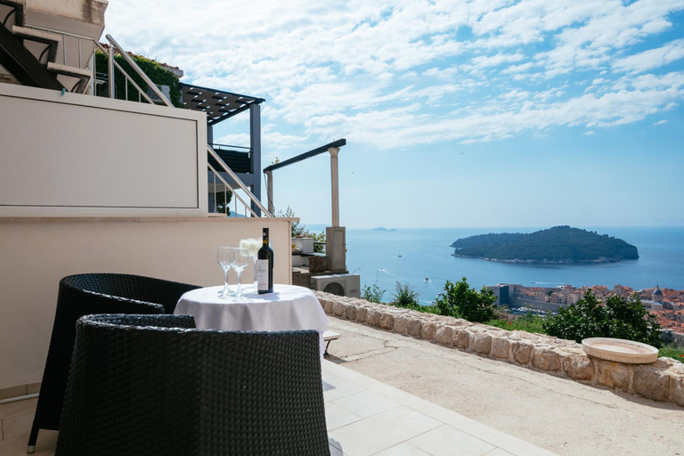 Others 5, Pavlina, Dubrovnik