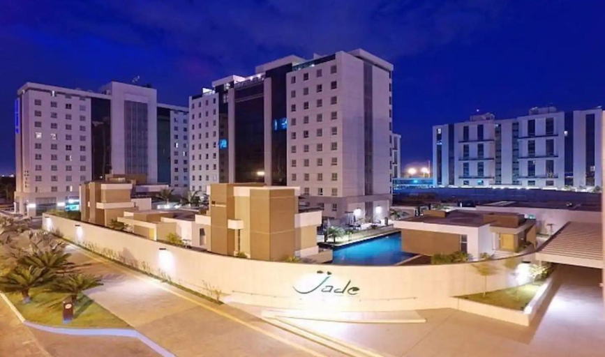 Others 4, JADE - Flat Particular, Brasília