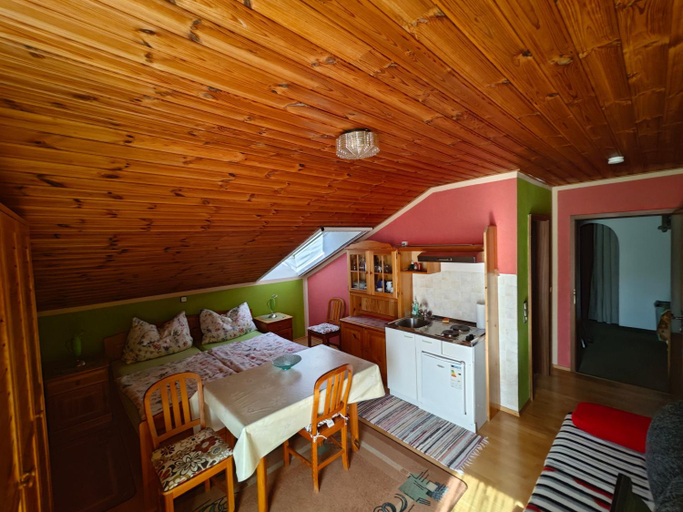 Bedroom, Christis Apartments, Völkermarkt