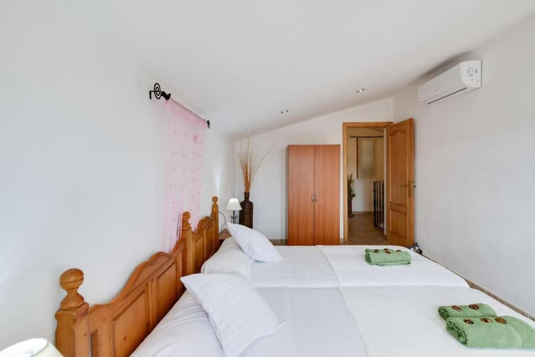 Bedroom 2, Luminoso chalet, Baleares