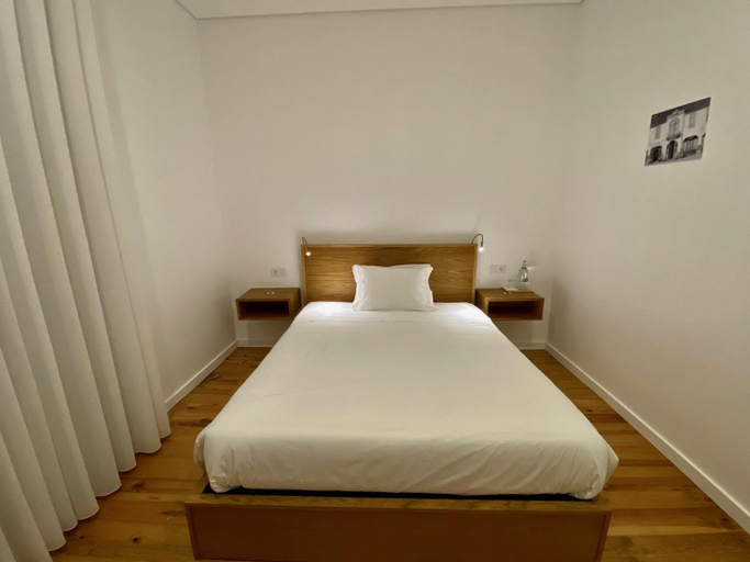 Others 5, DOURO B&B Avenida, Resende
