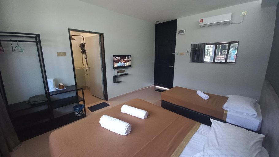 Bedroom 4, DLAYARAN HOTEL & CAFE, Rompin