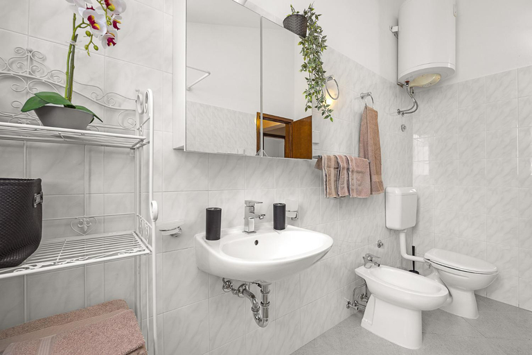 Bathroom, Villa Lara, Kaštelir-Labinci