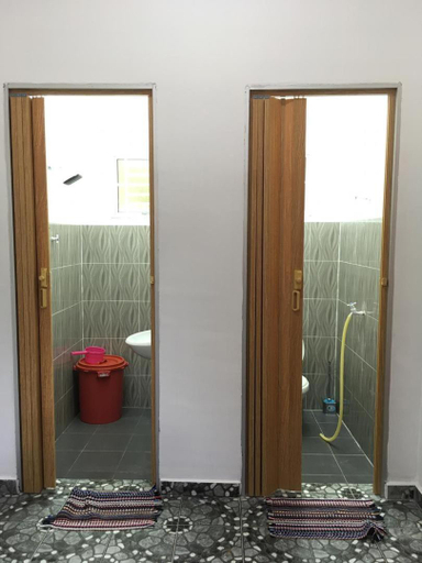 Bathroom, Anggerik Homestay, Perak Tengah