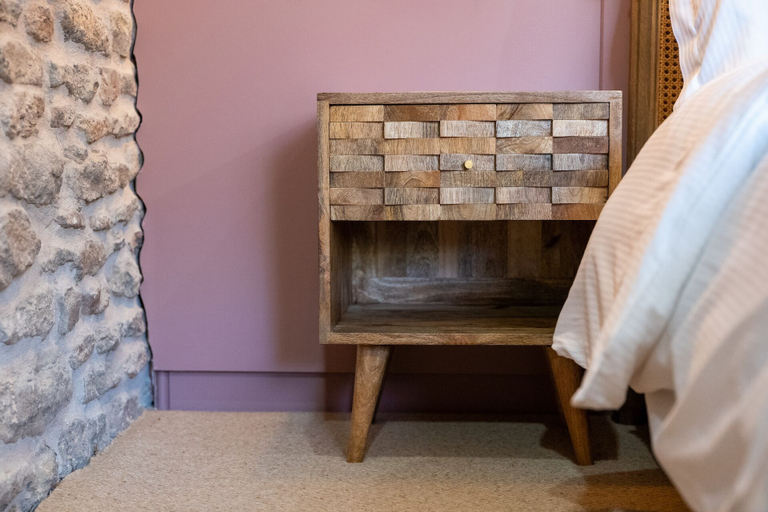 Bedroom 2, The Sheep and Penguin, Somerset