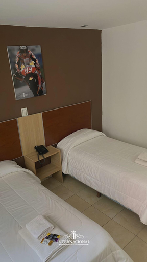 Bedroom 3, hotel internacional, Rió Hondo