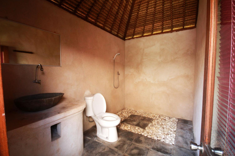 Bathroom 2, Rambo Homestay, Badung