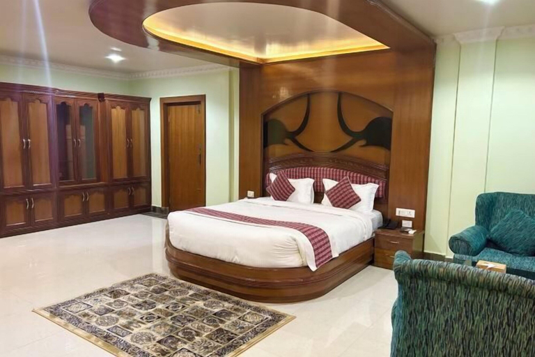 Bedroom 3, Hotel Earth Light, Narayani