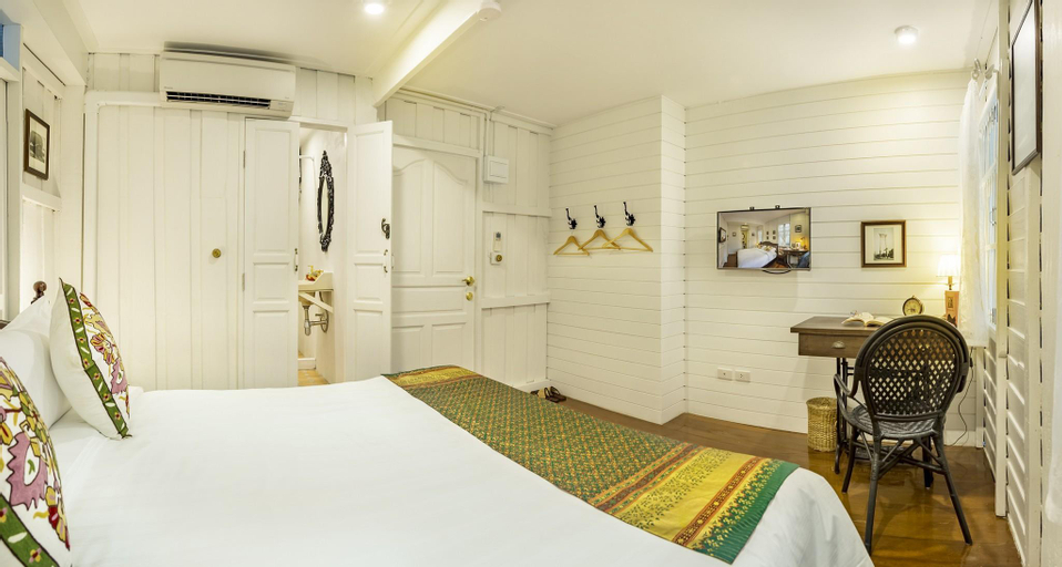 Bedroom 6